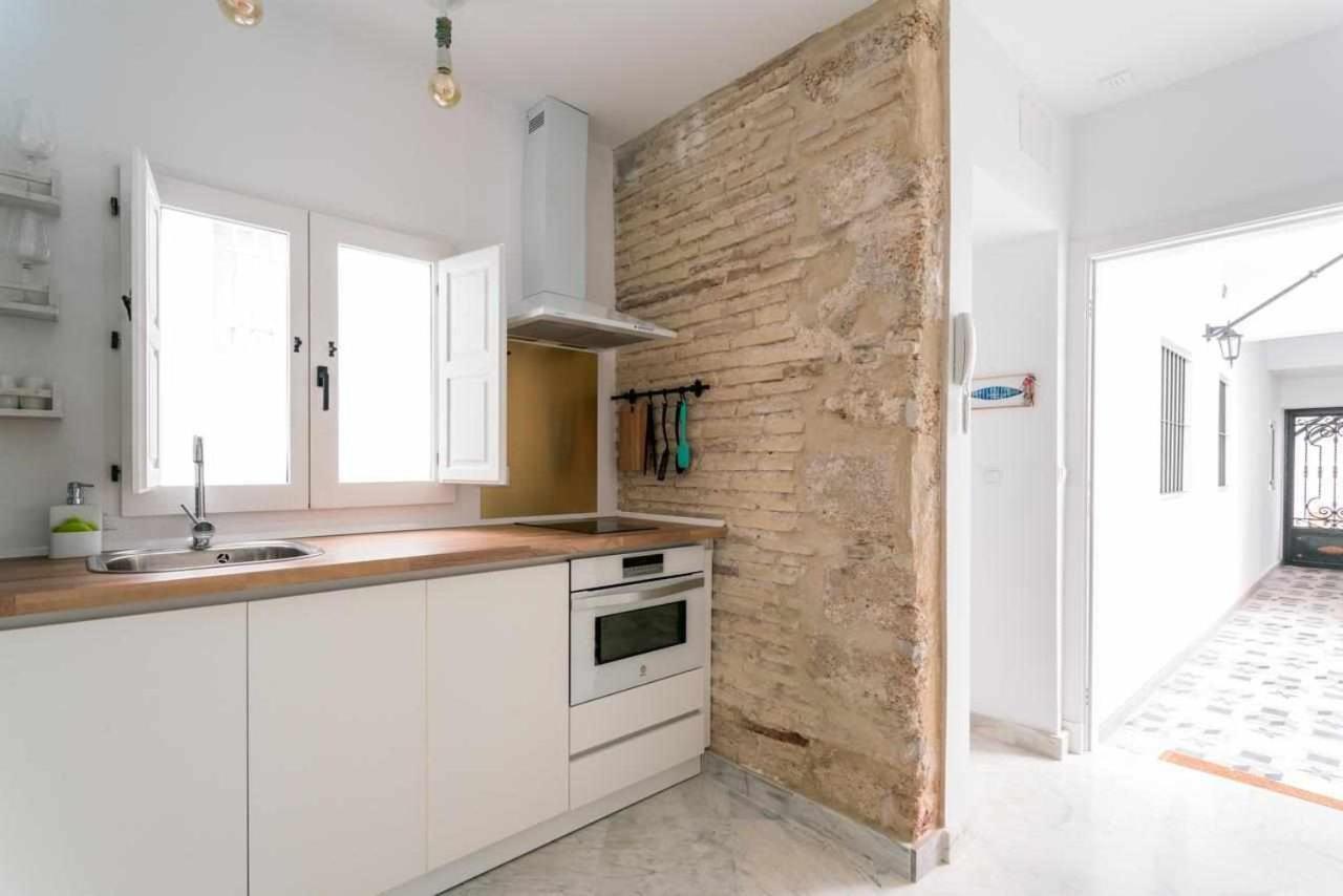 Fantastico Atico En El Casco Antiguo En A La Pla Apartment Cadiz Luaran gambar