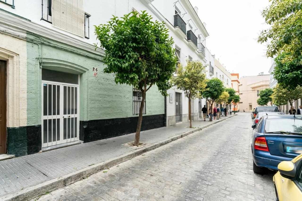 Fantastico Atico En El Casco Antiguo En A La Pla Apartment Cadiz Luaran gambar
