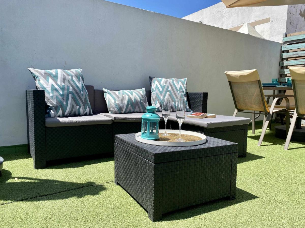 Fantastico Atico En El Casco Antiguo En A La Pla Apartment Cadiz Luaran gambar