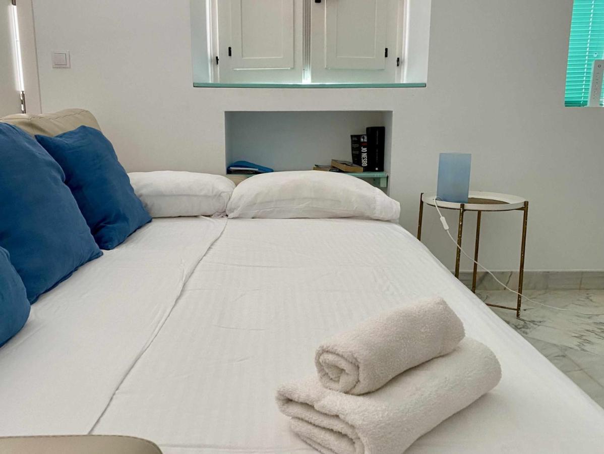 Fantastico Atico En El Casco Antiguo En A La Pla Apartment Cadiz Luaran gambar
